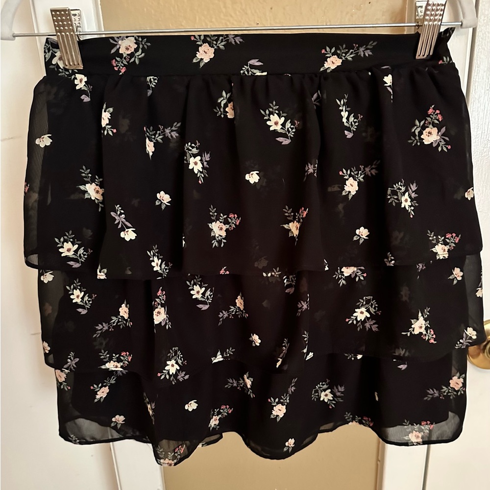 Pretty Rue21 floral, layered skirt for spring!